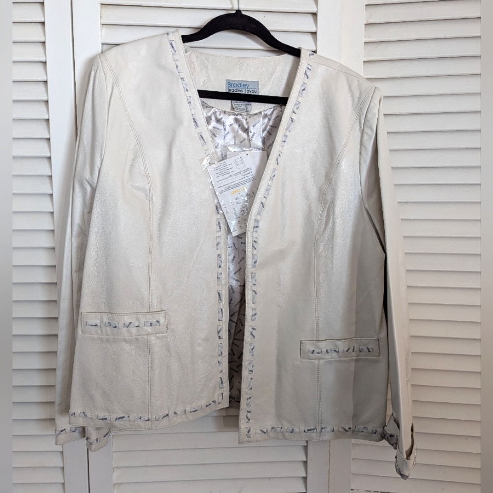 Vintage with Tags! Bradley Bayou Cream Leather Jacket